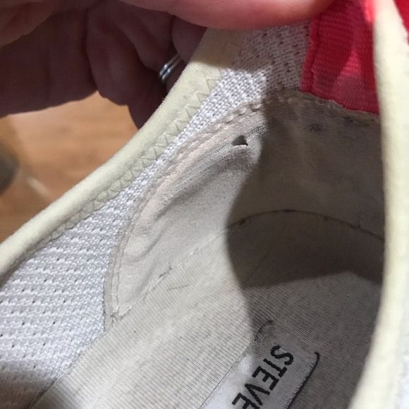 Steve Madden Gauri 1S1 Low Fashion Sneakers white hot pink shoes Womens Size 8.5 - Picture 10 of 11